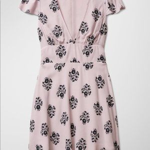 Aritzia's Sunday Best Rand Lilac dress